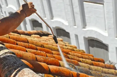 Nettoyage de toitures - Valentigney